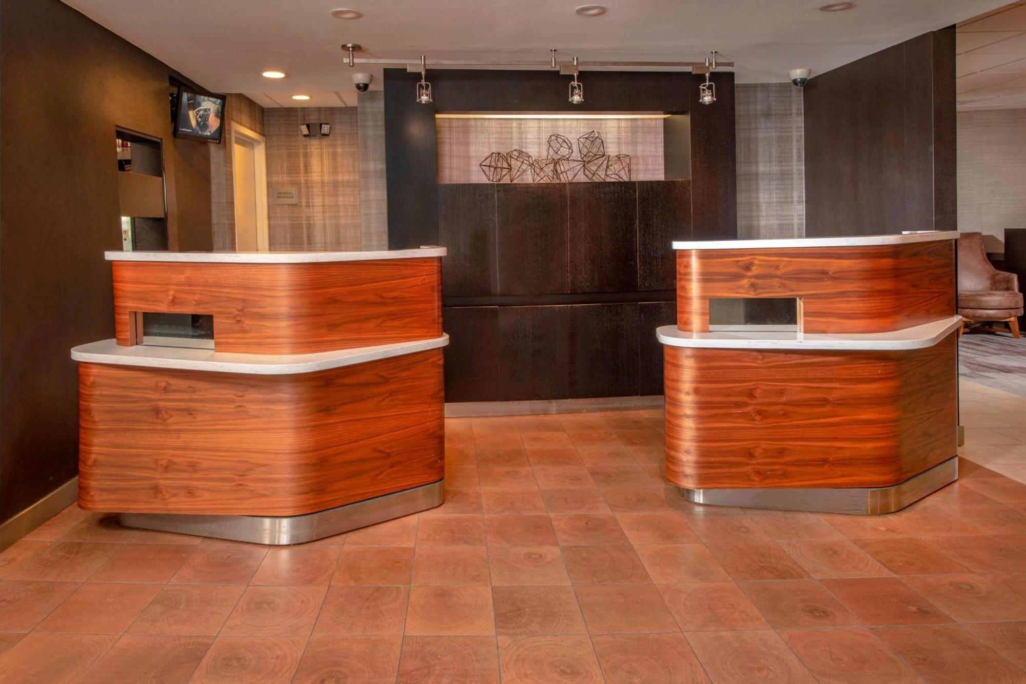 Courtyard Wilmington Downtown Hotel Екстериор снимка
